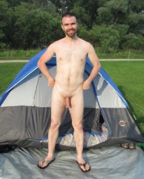 straightrealmen:  Real naked men camping