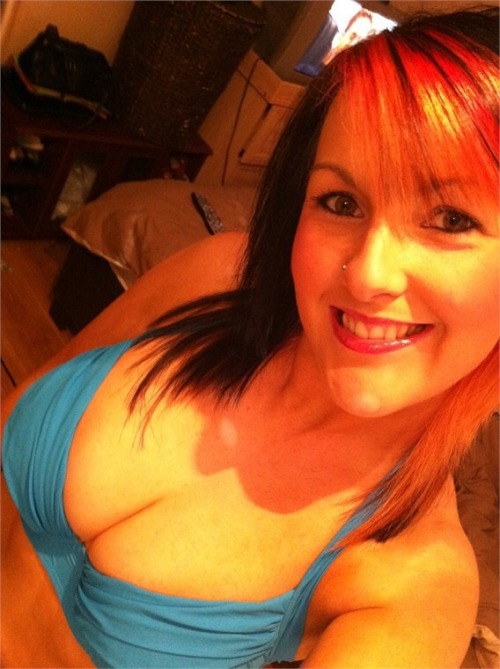 go-buster:  northeastsfinest70:  british-bandit:  suds1977:  British girl from Plenty of fish.  Cutey 