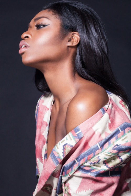black-exchange:  Retina Stewart Photography  www.aretinastewart.com // IG: _arstewart  ✨ I create visual narratives through photography and video.   I specialize in partnering with companies, brands, and organizations to visually produce an identity