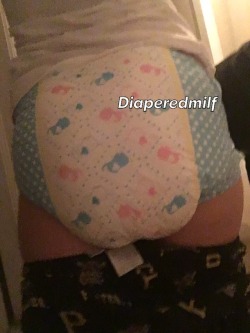 diaperedmilf:  Is your diaper full already,