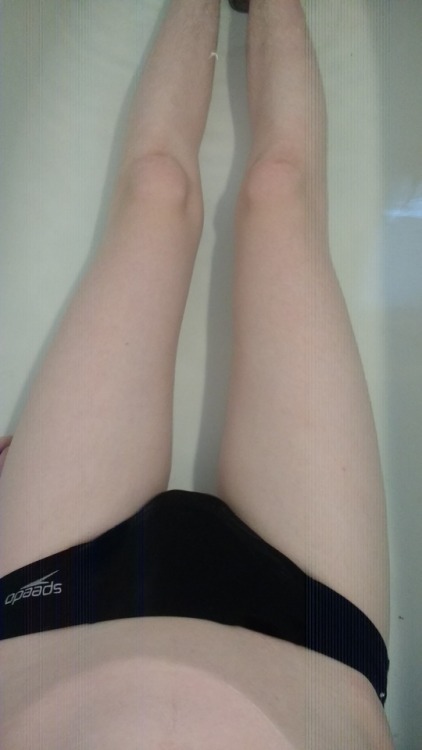 hornytwink1337: Thought I’d try out my Speedos in the bath
