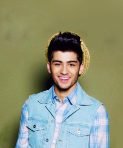 moodkiller:  Zayn in One Direction 2014 Official Calendar     