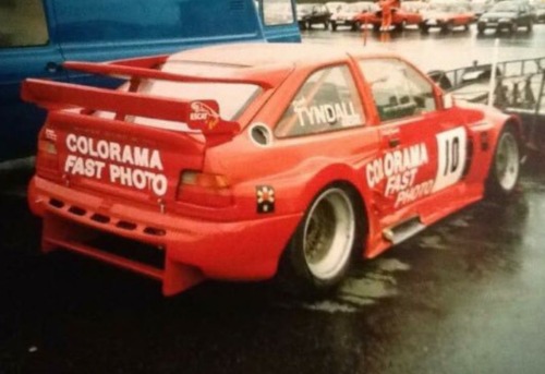 Ford Escort ThunderSaloon 1993Jaguar XJ220 3.5l Twin-Turbo 800-900hp