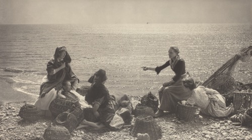 Gossip on the BeachHenry Peach Robinson (British; 1830–1901)ca. 1885Platinum printNational Gallery o