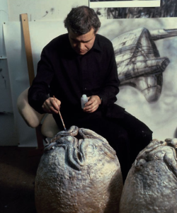 70sscifiart:  H.R. Giger on the set of Alien, creating the props, set-pieces and costumes, 1979. via Reddit