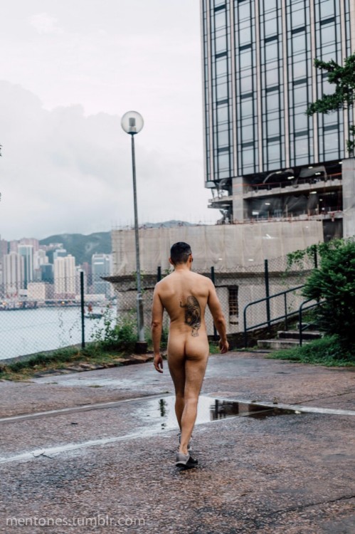 xhunglam: athleticpisspig: harirey:  mentones:  more of Athleticpisspig by MENTONES  Want to do