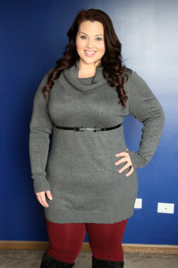 purplereyn:  ravingsbyrae:  Plus Size OOTD: Dressy Casual  This outfit is super cute, comfortable, and way affordable. Dress, belt, and leggings are only ฦ total! Get with it girl.  See more photos and ALL outfit details on RavingsByRae.   I really