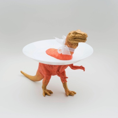 sosuperawesome: Dinosaur Serving Platters, by Pepitka on Etsy  See our ‘dinosaur’ tag 
