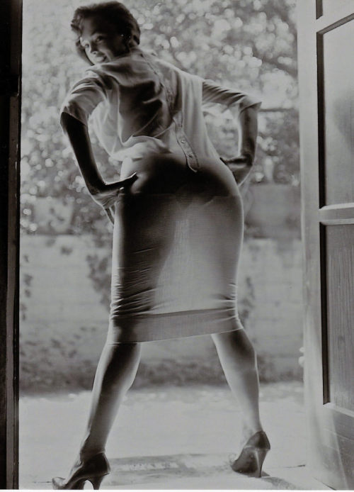 mudwerks:  Bonnie Logan - c.1964