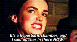 jemmasmmns:  Jemma Simmons in every episode: Agents of S.H.I.E.L.D. 1.13 “T.R.A.C.K.S.”