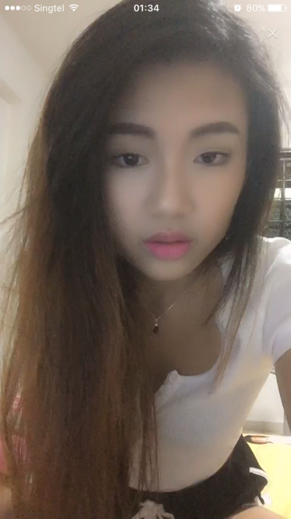busybee111: Slutty SG Bigo girl Veron showing off
