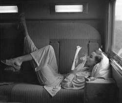 blueblackdream:  Lillian Bassman, Southwest