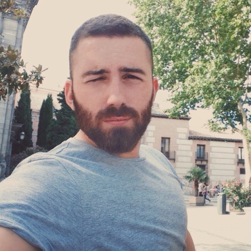 tzaris:  How to survive a monday⚡️ by hache___ http://ift.tt/1xExmEo