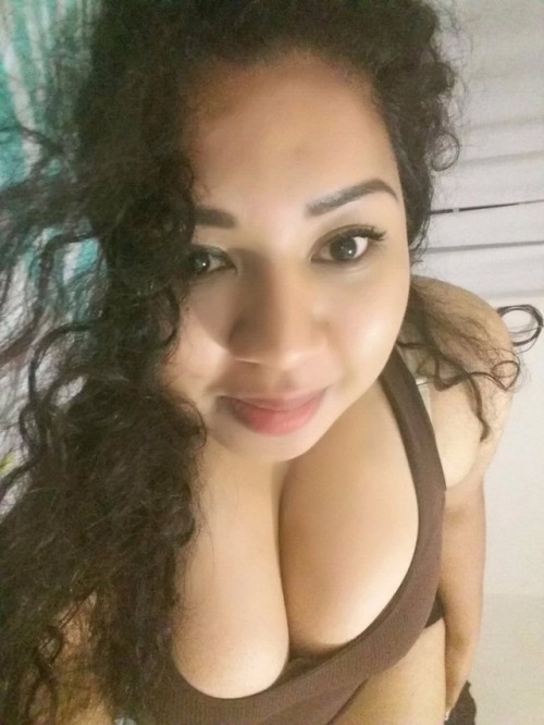latinashunter: Chichona+Brown Nipples! ❤