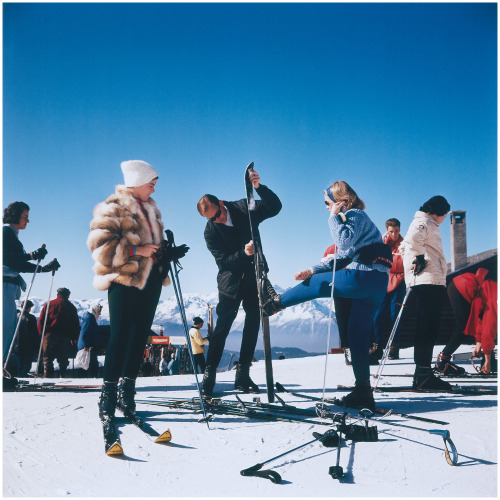 nevver:Ski party, Slim Aarons
