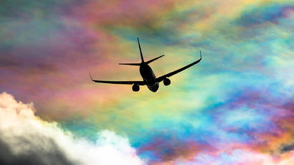 toocatsoriginals:  Trippy, Fog-Veiled Airliner Photos - Schiphol Airport, Amsterdam Boeing 747-400 McDonnell-Douglas MD-11F Boeing 777-200ER Boeing 737-800 Photos: Lars Veling