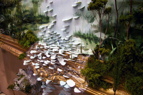 likeafieldmouse:Gregory Euclide - Otherworldly: Optical Delusions and Small Realities (2011) - Oil o