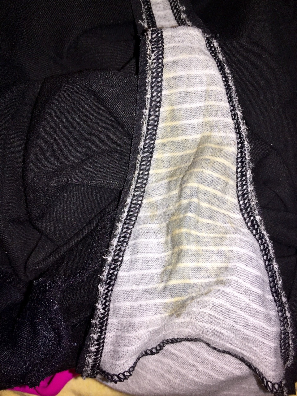 jigglybeanphalange:  Peeled my sweaty panties off my body and fixed on getting in