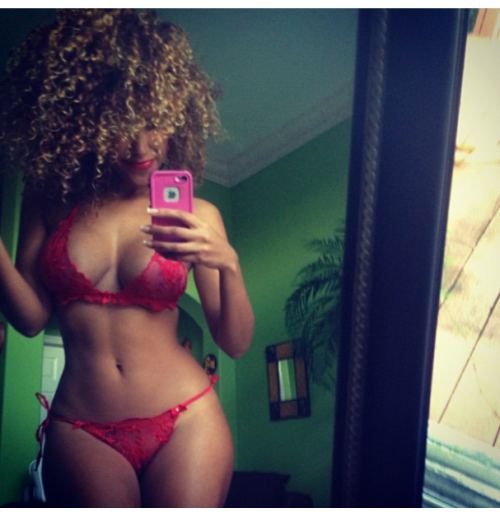 XXX dalandofmilkandhoney:  Aisha Thalia photo