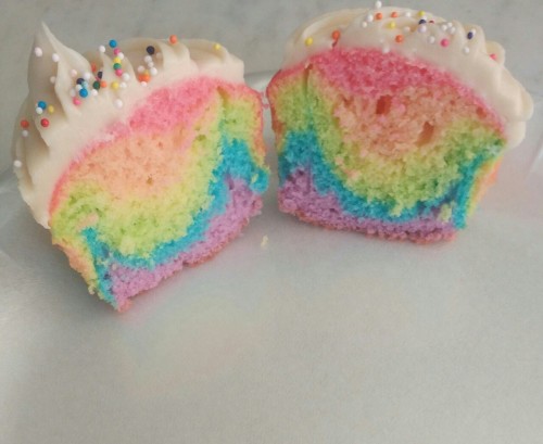 I love to bake and these are perfect for Littles! Rainbow cupcakes! It’s completely homemade, 