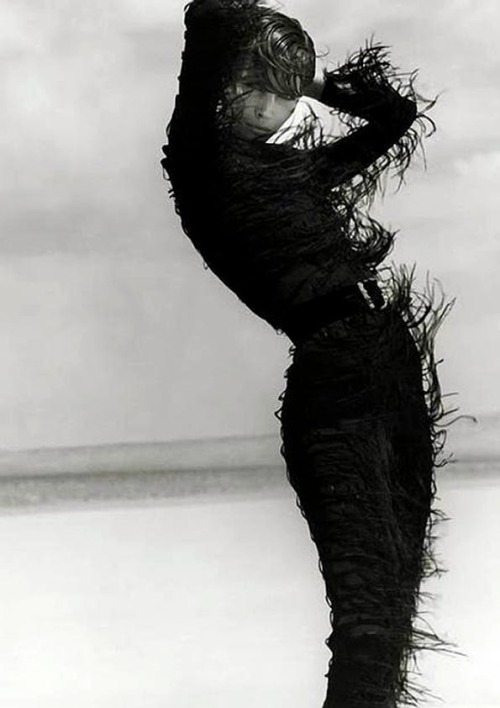 Christy Turlington in El Mirage, 1990. Photo: Herb Ritts. Dress by Versace.