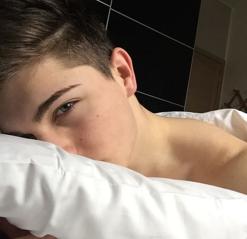 pulchhritude:hottest guys (x)