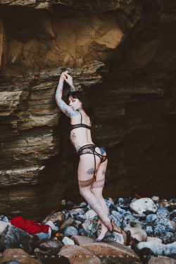 corwinprescott:    “The Jungle”San Diego, Ca 2015Corwin Prescott - Exning - See the entire set on Patreon  