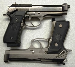 weaponslover:  Beretta frame safety guns….Billennium