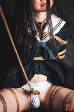 thevertigonetwork:  緊縛 &amp; Photo KANNAModel Izumi Rei