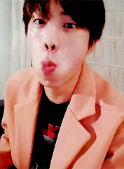 jjilljj: That eating one really looks like Jin (cr)