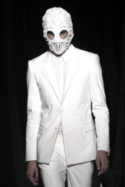 acciotico:  ciorny: Givenchy menswear SS ‘11