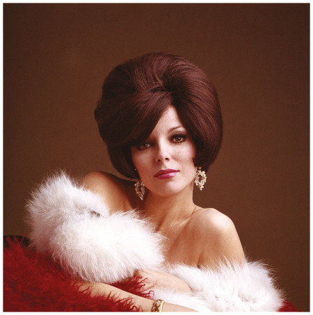 flashesofmagnesium:Joan Collins, Photo Ormond Gigli