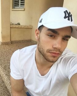 hotstudsdaily:  Ariel Ben Attar