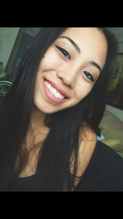 resonatingwhisperer:I got tagged a lot for the selfie thing of 2015 idk. These aren’t my best selfie