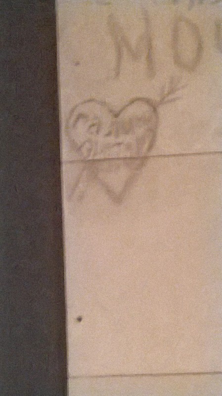 snapspan:  @sixpenceee this graffiti the walls in the reichstag (the German parliament