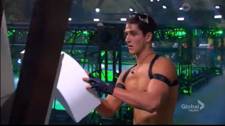 Zach Oleynik shirtless