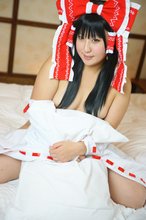 Touhou Project - Reimu Hakurei (Yurika) 16HELP US GROW Like,Comment & Share.CosplayJapaneseGirls1.5 - www.facebook.com/CosplayJapaneseGirls1.5CosplayJapaneseGirls2 - www.facebook.com/CosplayJapaneseGirl2tumblr - http://cosplayjapanesegirlsblog.tumblr.