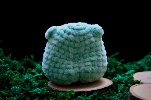 I Made The Tiny Version Of Buttcheek Froggie And He's Too Cute