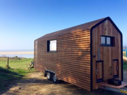 tinyhousetown:  The Huttopie from La Tiny House