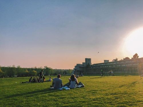 With our Summer Graduation Ceremonies starting next week, we want to hear about your experience at UEA!
What were you least prepared for when you started university? What’s the funniest/most cringe thing you did/experienced as a fresher? What words...