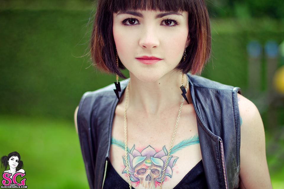 eztli:  Leathal Suicide
