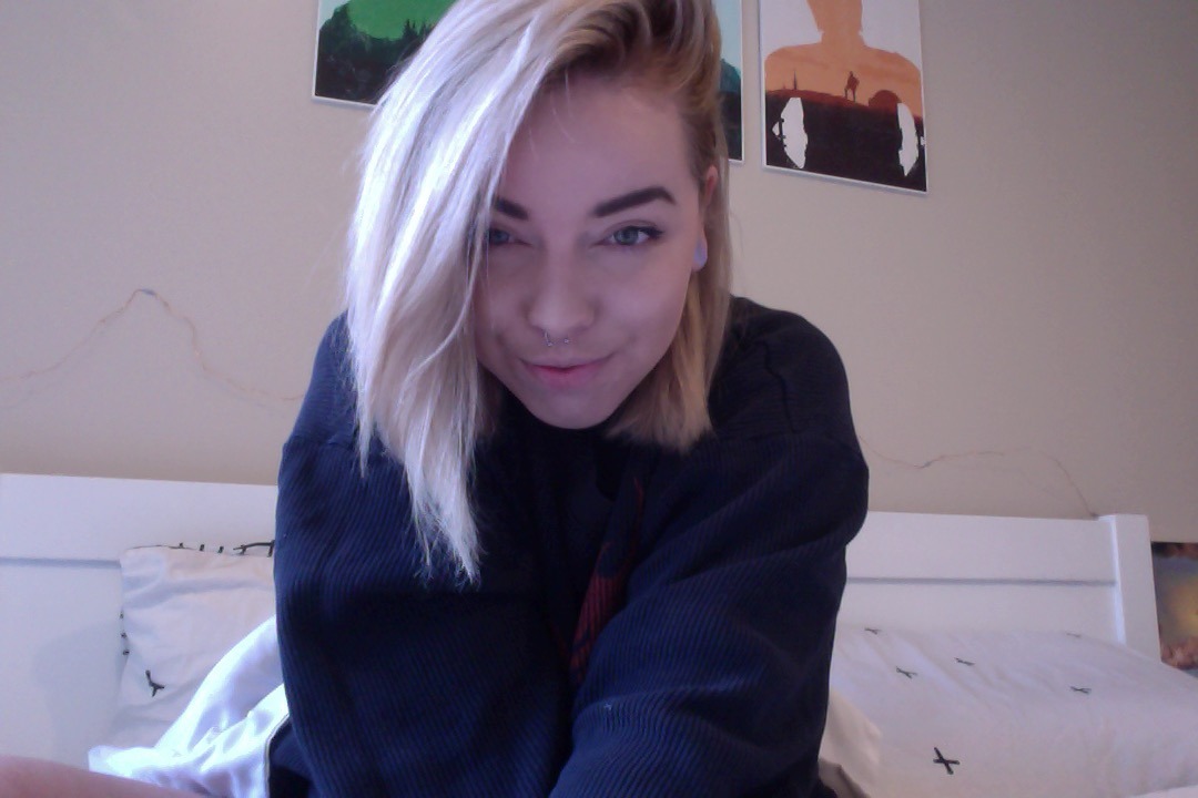 amyleemcg:  hi bebs