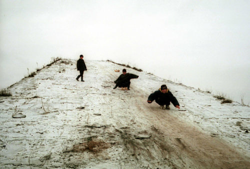20aliens:  RUSSIA. Ingushetia. 2001Thomas Dworzak