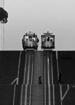 bobbysgarage:  bobby’s garage: SAN FRAN #trams #photography