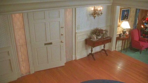 80s-movies-interiors:National Lampoon’s Christmas Vacation (1989)