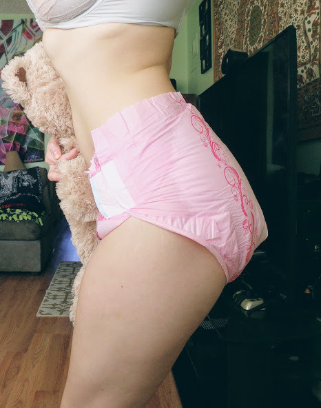 littlelady-lulu:  It’s been a while~ do not interact if under the age of 18