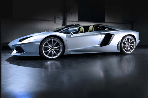 automotivated:  2013_Lamborghini_Aventador_LP_700-4_Roadster……002 (by Automotive Rhythms)