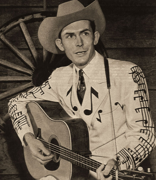 hiddlesfashion:On the blog: Recreating Hank Williams’ iconic looks for I Saw the Light and how Tom H