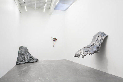 Lynda Benglis