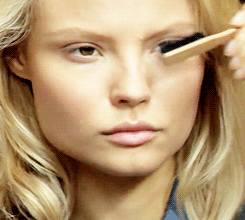 dianevonthirstenberg:  wombat:  magdalena frackowiak backstage balmain s/s 2013 